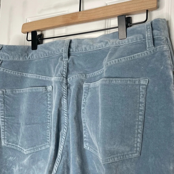 L.L. Bean Vintage High Rise Mom Pants - Size 16 - Light Blue/ Green - Velvet - Picture 7 of 7